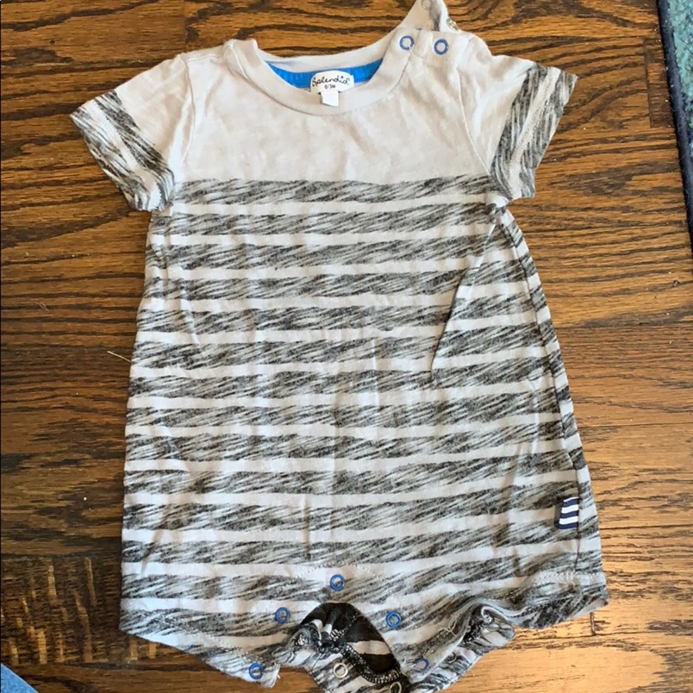 Splendid shorts romper 0-3m